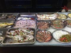-侬佳蒸菜馆(听潮店)