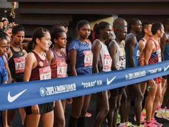 -八万人体育馆-外场足球场