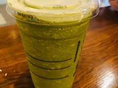 -星巴克(上海虹桥新天地二店)