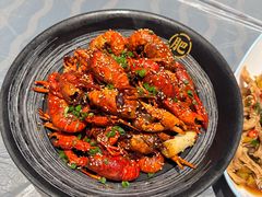 -肥肥虾庄·金牌油焖大虾(杨园滨江时代walk店)