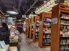 -西西弗书店&矢量咖啡(凯德晶萃广场店)