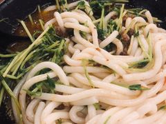 -丽虹云南过桥米线(兴工街店)