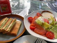 -HELLO 27 意面·沙拉·帕尼尼