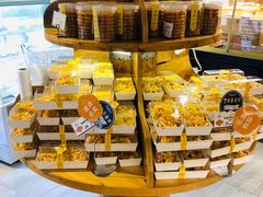 -昆明冠生园·蛋糕·面包(南强街店)