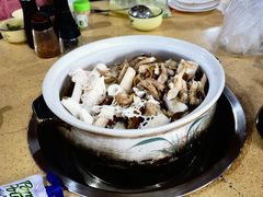 -东巴谷野生菌火锅餐厅