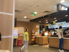 -麦当劳(健德桥得来速店)