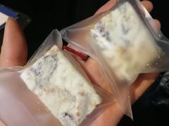 雪花酥-一块甜品店