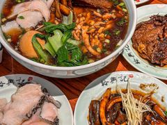 -裕兴记•蟹黄面馆(人民广场店)