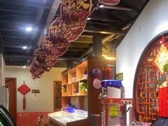 -乡土黄·鲜牛肉火锅·小龙虾(兴业街店)