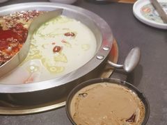 -沸炉重庆老火锅(军事博物馆店)