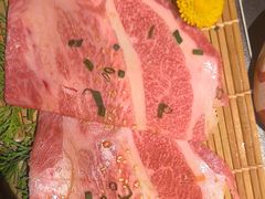 -山川小町·极番烧肉(新地假日广场店)