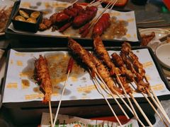 -威记烧嘢·南宁烧烤·超级生牛(绿地店)