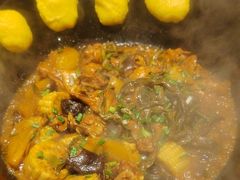 -鱼窝棚柴火铁锅炖(富山屯店)