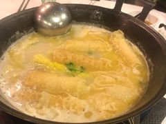 -鲜入围煮花胶鸡海鲜火锅