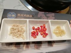 -顺德公猪肚鸡·椰子鸡(惠东天虹店)