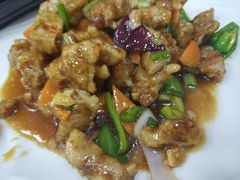 -洪姐川菜东北菜铁锅炖(天生丽街店)