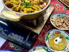 -刘姐啤酒鱼民族演艺餐厅(西街总店)