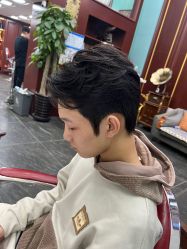 -绅仕門男士理发馆