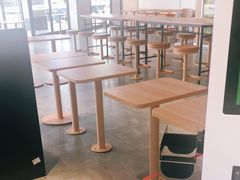 大堂-麦当劳(龙财富广场店)