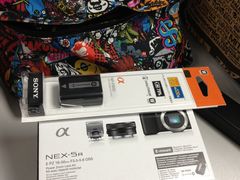 -Sony Store 索尼(上海淮海中路店)