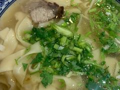 -东大桥小国抻面烧烤(长通路店)