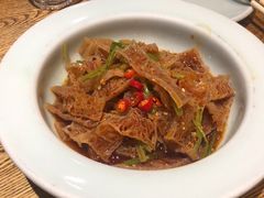 酸辣镇安魔芋-金牌老碗时尚陕菜(王府井百货店)