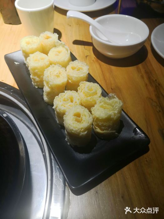 捞围鲜·港式打边炉(海阳路店)腐皮卷图片