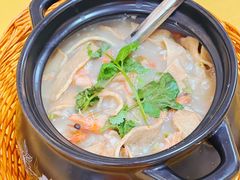 -官塘陈记鱼生·潮汕砂锅粥·牛肉火锅(潮枫路总店)