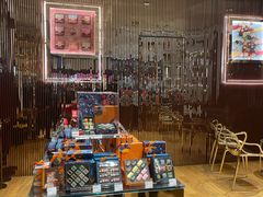 -VENCHI 闻绮(上海佛罗伦萨小镇店)