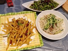 -肥肥虾庄·金牌油焖大虾(杨园滨江时代walk店)