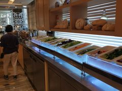 自助取餐区-北京王府井希尔顿酒店·万斯阁西餐厅