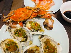 -飨食汇全日制餐厅·昆山皇冠假日酒店(九方店)