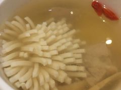 松茸汤-望乡楼上海菜(日月光店)