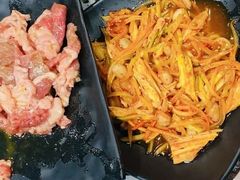 -啊美丽炭火烤肉(滑翔一店)