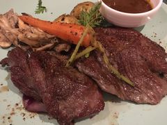 澳洲西冷扒烤野菌配黑椒汁-绿茵阁(体育西分店)