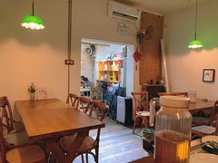 -猫爷的腔调·黔小馆(交大医学住宅区店)