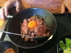 -炼火烤肉店
