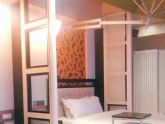 -喜鹊愉家酒店(郑州曼哈顿博览中心地铁站店)