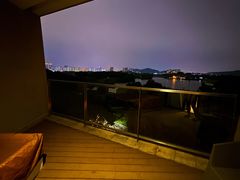 -深圳隐秀山居酒店