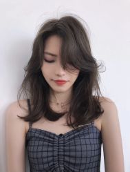 -阿三造型烫染•接发