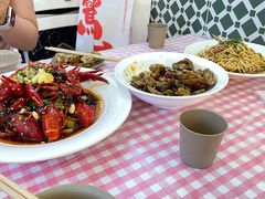 -捌贰虾蟹·江湖菜馆(江汉路店)