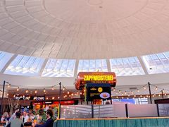 -维也纳国际机场