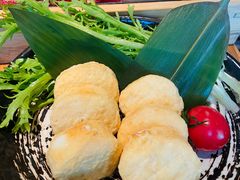 -湊湊火锅·茶憩(南京东路悦荟店)