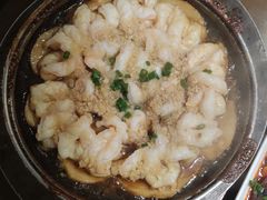 -东口码头·烧鸽子·鱼头泡饼·地方菜(金鹰悦城店)