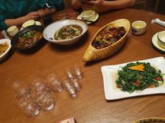 -老滇山寨•云南特色菜•地方菜•民族风情歌舞表演(金碧店)