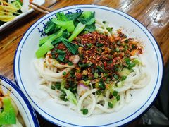 油泼面-老白家面馆(测绘东路总店)