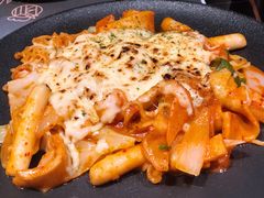 芝士拉面炒年糕-博欧姆新派韩国料理·炸鸡(艾尚店)