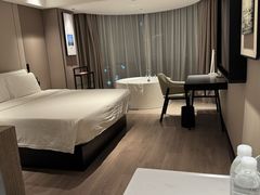 -深圳罗湖东门步行街亚朵X酒店