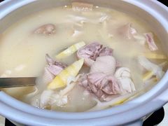 鸭汤腌笃鲜-阿莉餐厅(枣阳路店)