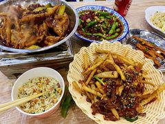 -江城燕子大排档(江汉路步行街店)